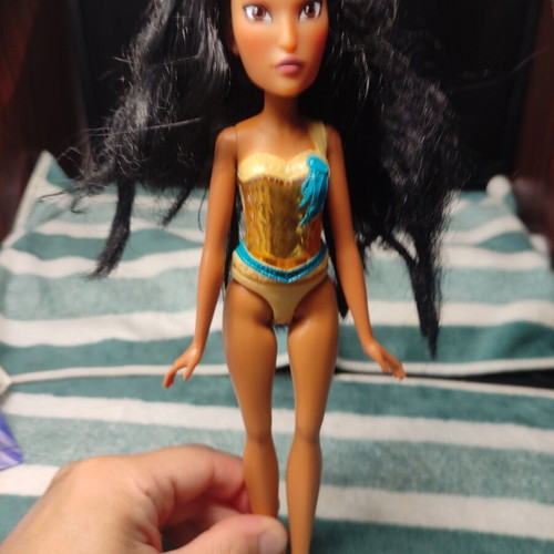 Princess Pocahontas doll used