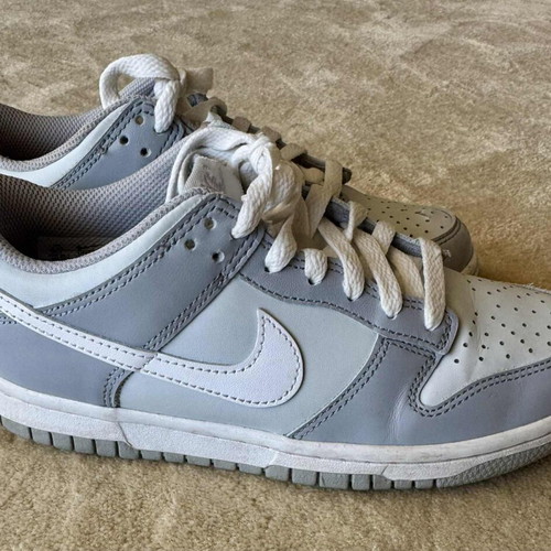 Nike Dunk Low athletic shoes used, size 36.5, white and gray