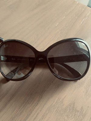 Ray Ban sunglasses used