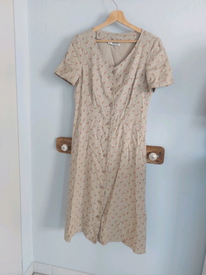 Floral long dress used, size small, romantic style