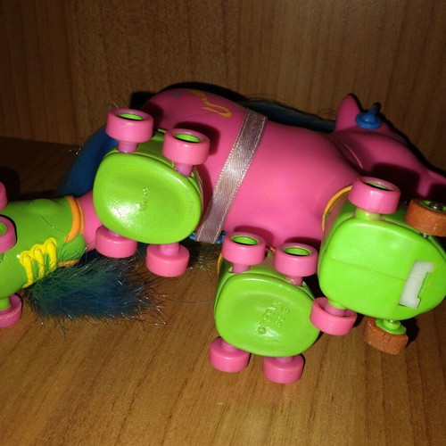 My Little Pony Tales 1993 Rollerskate Ponies Melody used with walkman and headphones