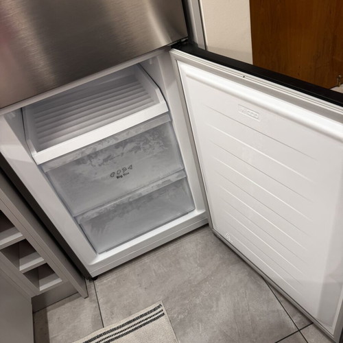 Hisense large silver refrigerator, like new