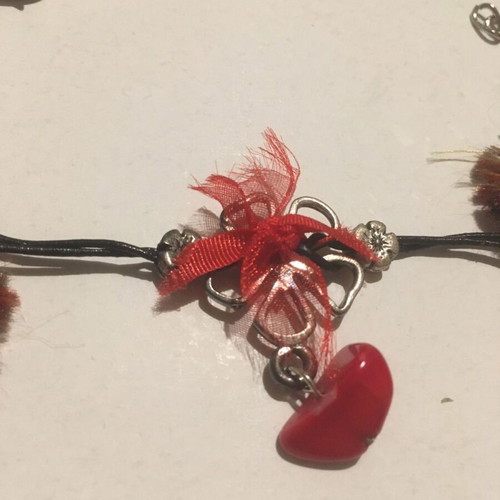 Bracelet handmade like new with adjustable clasp, black and red