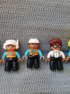 Lego Duplo μεταχειρισμένο, πακέτο με πέντε φιγούρες