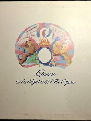A Night at the Opera Queen vinyl record used, rock