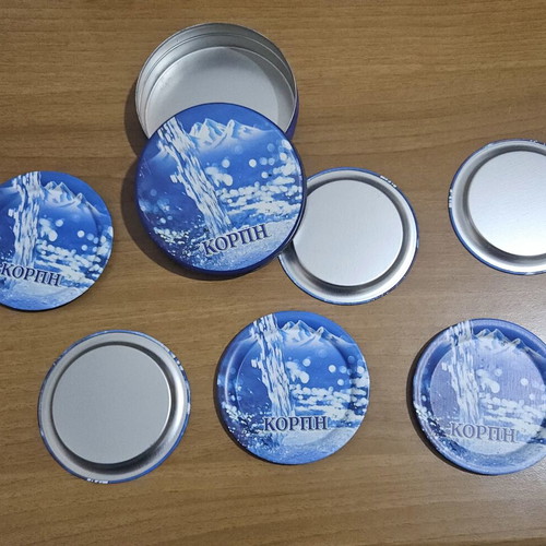 Korpi Metallic Promotional Coasters set of 6 like new, 9 cm diameter
