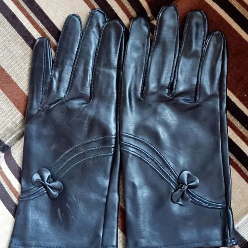 Gloves like new, black