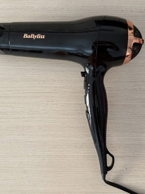 Hairdryer BaByliss used with tourmaline ceramic and ion technology