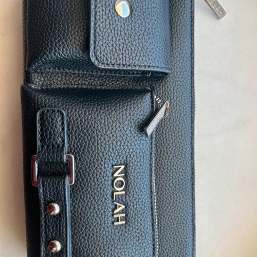 Noah bag like new, black crossbody