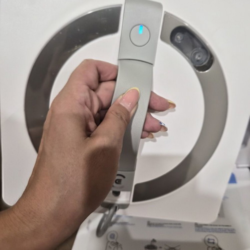 Ecovacs Winbot W2 Omni window cleaning robot like new with docking station