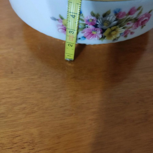 Kaiser 4 porcelain bowls like new, Romantica design