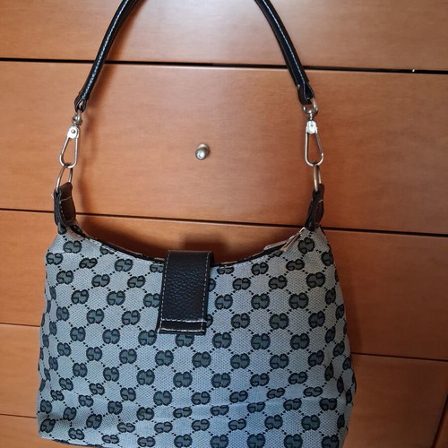 Fabric shoulder bag like new, dimensions 0.36×0.20