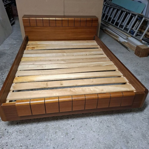 Double bed used 150x225 with mattress 140x195