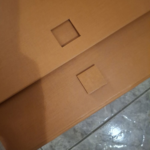 Louis Vuitton packaging box new, 30×27×15 cm, imperial saffron