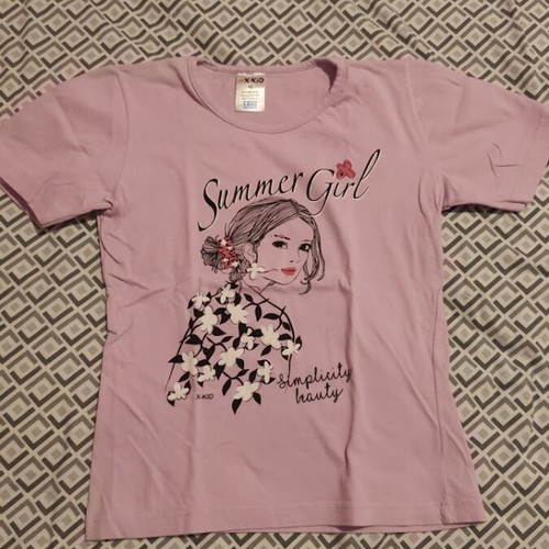 Girls' purple T-shirt