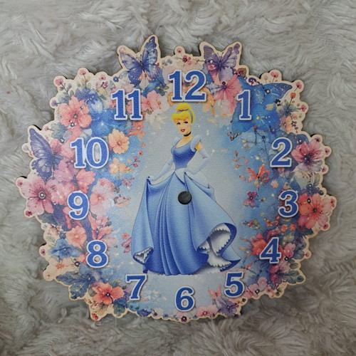 Wooden wall clock with Cinderella, 20 cm, new