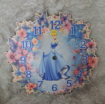 Wooden wall clock with Cinderella, 20 cm, new