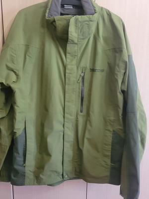 Marmot waterproof membrain hiking jacket with hood, large