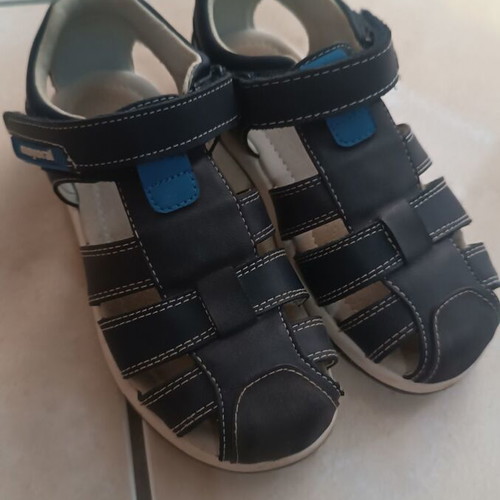 Mayoral sandals size 31 like new