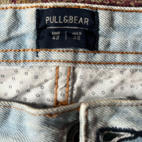 Pull & Bear men's bermuda shorts used, blue, size L
