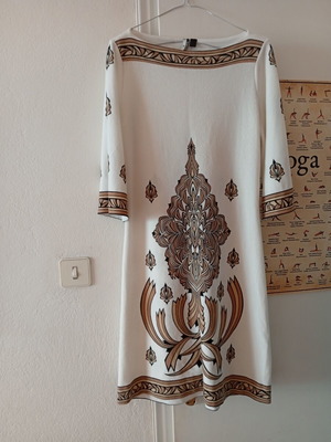Forever dress medium size used, white and brown