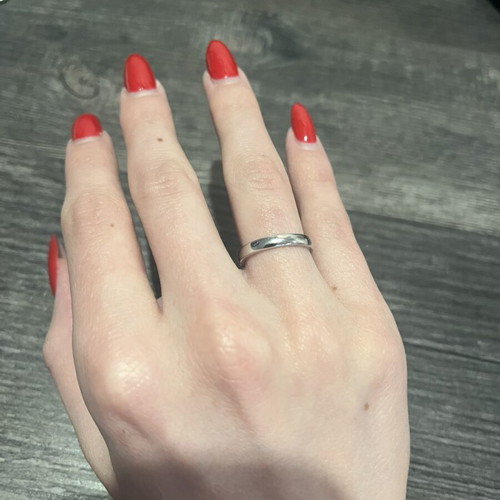 Silver ring brand new in excellent condition