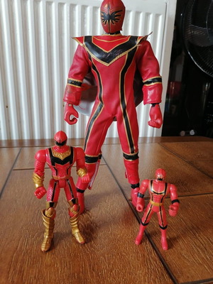 Φιγούρες Power Ranger Red Ranger Mystic Force 2005 μεταχειρισμένες, σετ 3 τεμαχίων