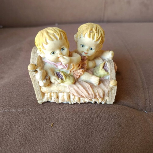Vintage decorative babies like new
