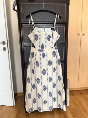 Zara dress with cut out waist, beige and blue