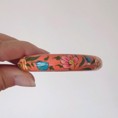 Bohemia wooden boho bracelet with flower design, new