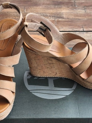 Πέδιλα Timberland πλατφόρμα σαν καινούργια, νούμερο 39, δερμάτινα μπεζ-καφέ