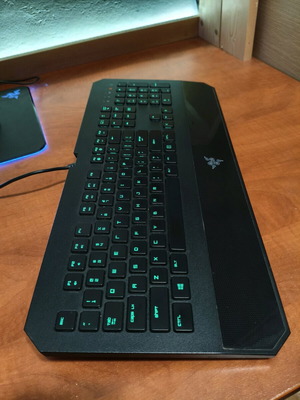 Razer keyboard like new