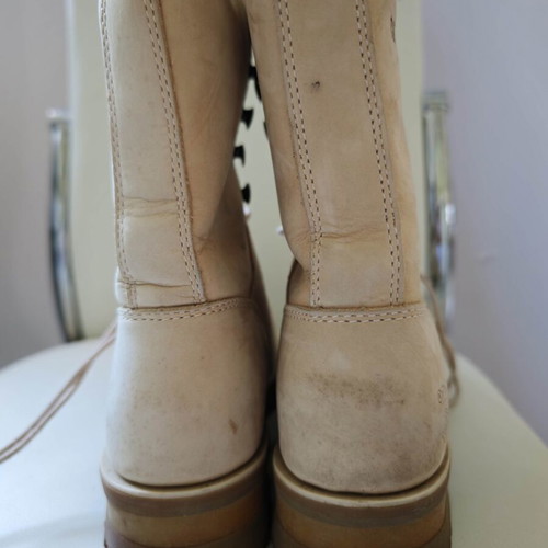 Caterpillar boots with fur, size 39-39.5, beige