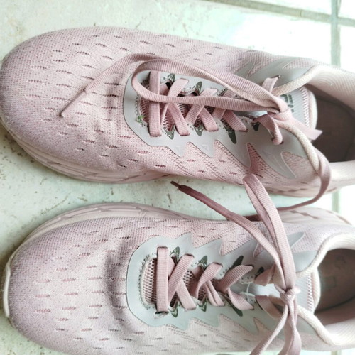 Fila trainers women's athletic shoes like new size 41 pink