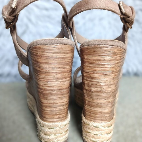 Migato women's sandals like new, beige espadrille platform size 38