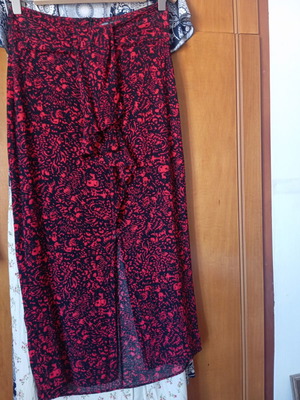 Zara skirt, red and black patterned, size M 38 10