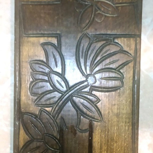 Carved wood frame with cross dimensions 14×30