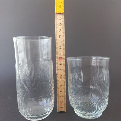 Set of 8 vintage water and wine glasses like new, glass