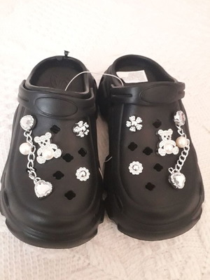 Sabot shoes new, size 34-34.5, with box now