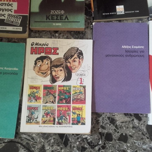 Crime literature used, pack of 30 books