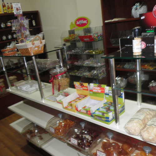 Coffee shop and nut shop equipment in very good condition