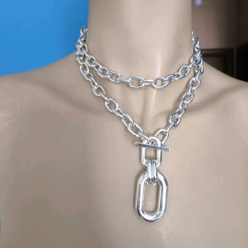 Double necklace new silver with geometric clasp