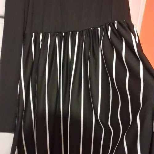 Shein dress size L black and white like new