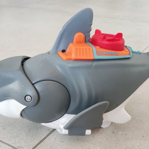 Wind-up shark toy used