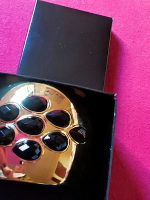 Wide bracelet like new, gold color
