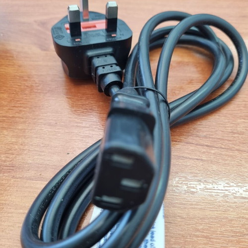 Laptop power cable with UK BS1363A plug and C19 socket, new