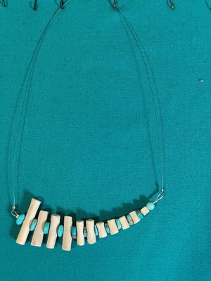Necklace with wood and turquoise stones new, steel silver clasp