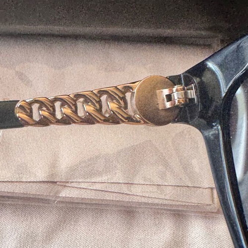 Bvlgari sunglasses like new, black