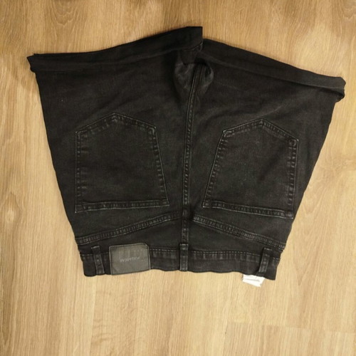 Black High-Waisted Denim Shorts Pull & Bear like new