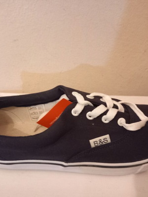 B&S canvas shoes size 45, blue